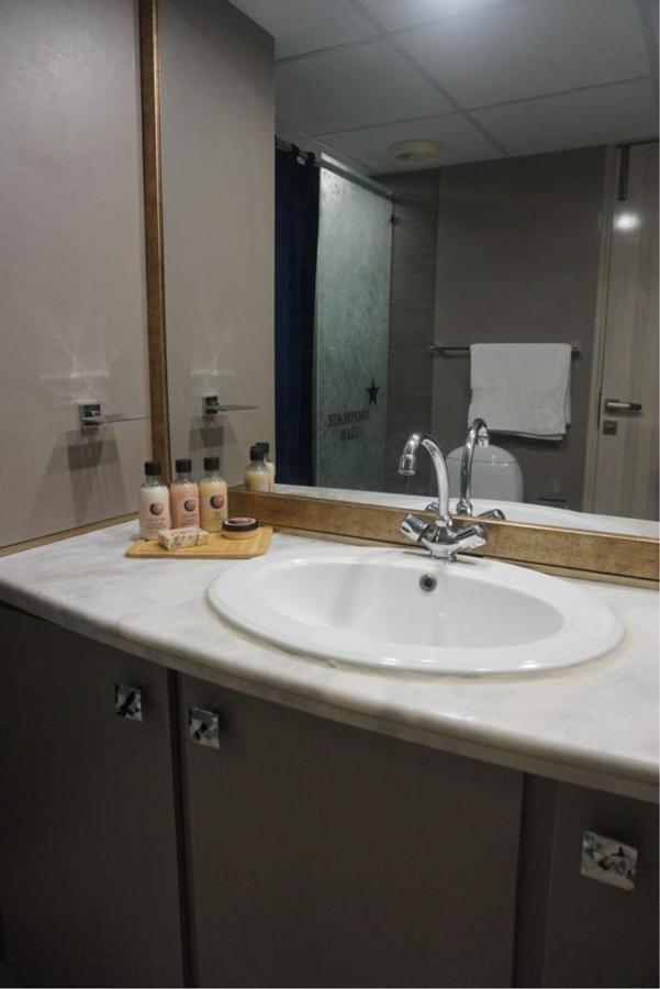Airport Hotel 卡拉奇 外观 照片